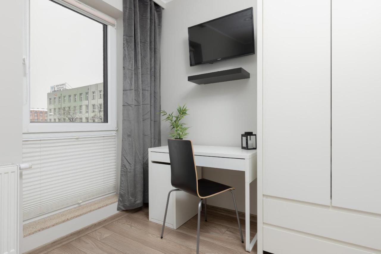 Modern One Bedroom Apartment With Parking In Lodz By Renters Prestige Exterior foto