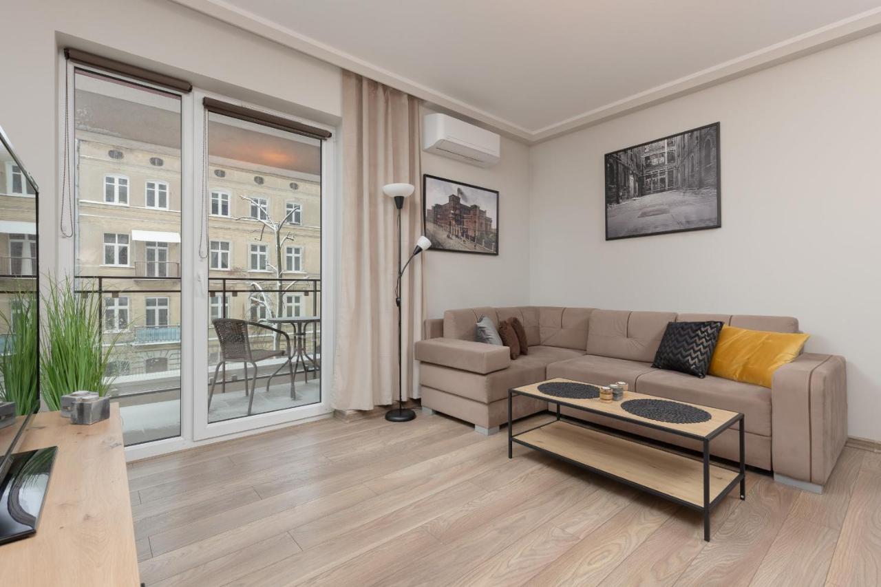 Modern One Bedroom Apartment With Parking In Lodz By Renters Prestige Exterior foto