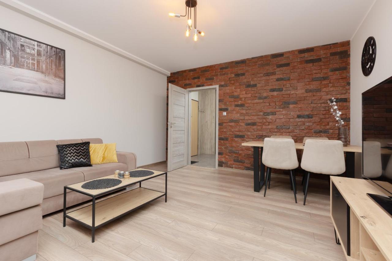 Modern One Bedroom Apartment With Parking In Lodz By Renters Prestige Exterior foto